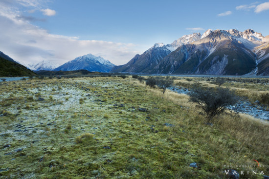 Photography composition with lots of "Dead Space", New Zealand by Varina Patel