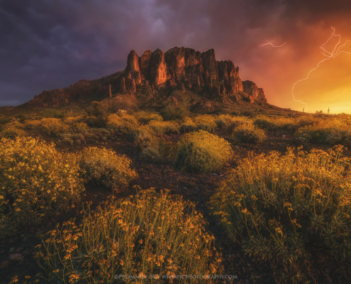 Wild Superstitions Mountains landscape photo by Peter Coskun